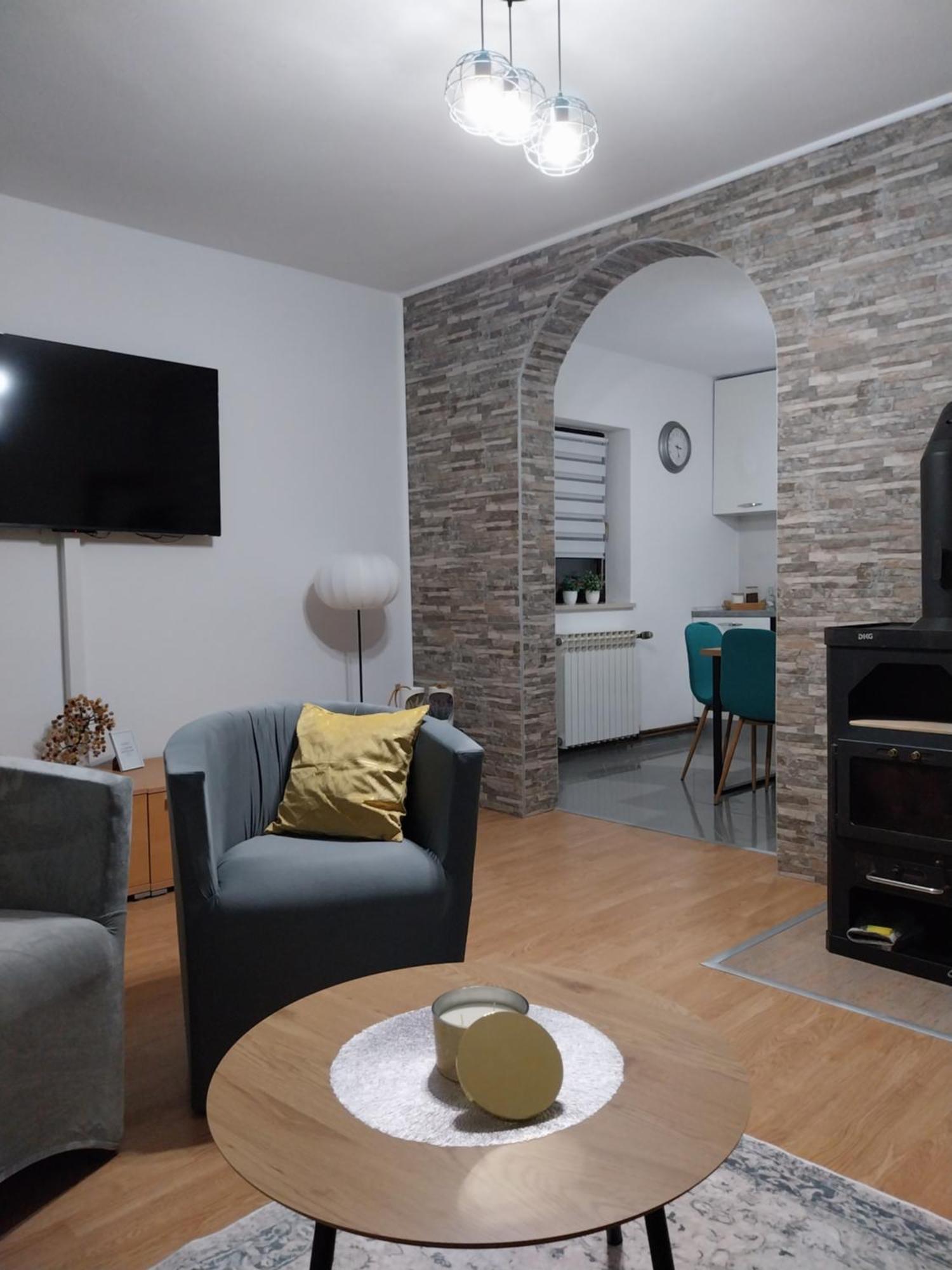 Apartment Petra I Nikola Seliste Dreznicko Dış mekan fotoğraf