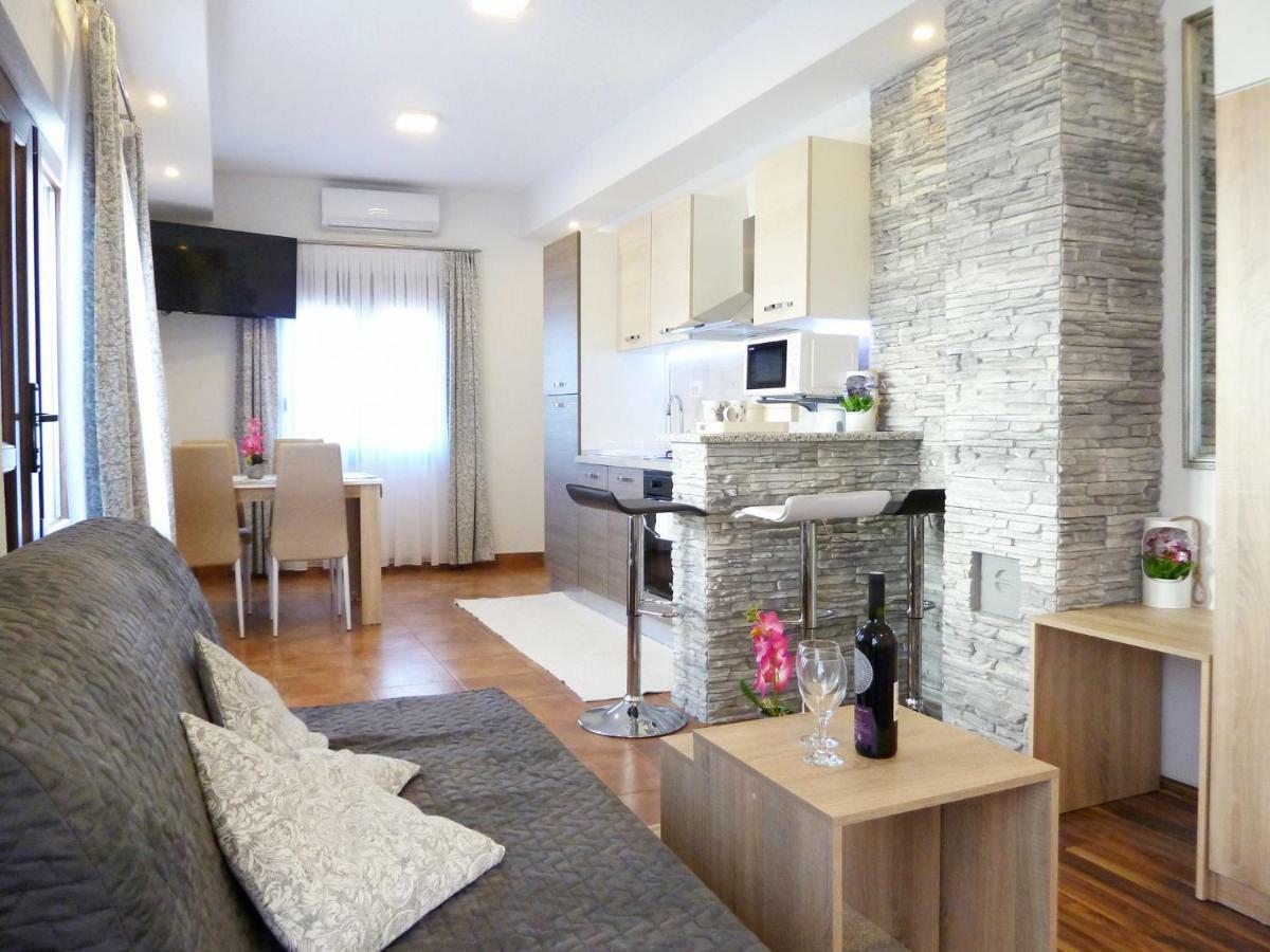 Apartment Petra I Nikola Seliste Dreznicko Dış mekan fotoğraf